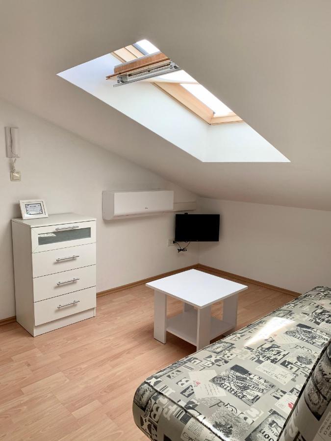 Apartments Happy Stay Center Baska 외부 사진