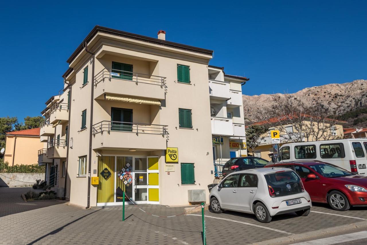 Apartments Happy Stay Center Baska 외부 사진