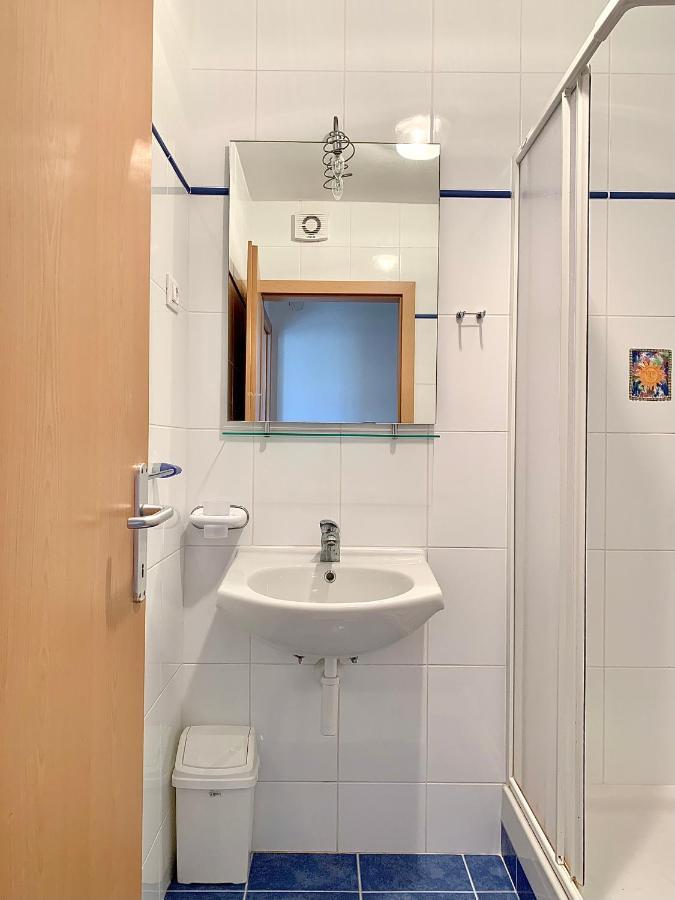 Apartments Happy Stay Center Baska 외부 사진