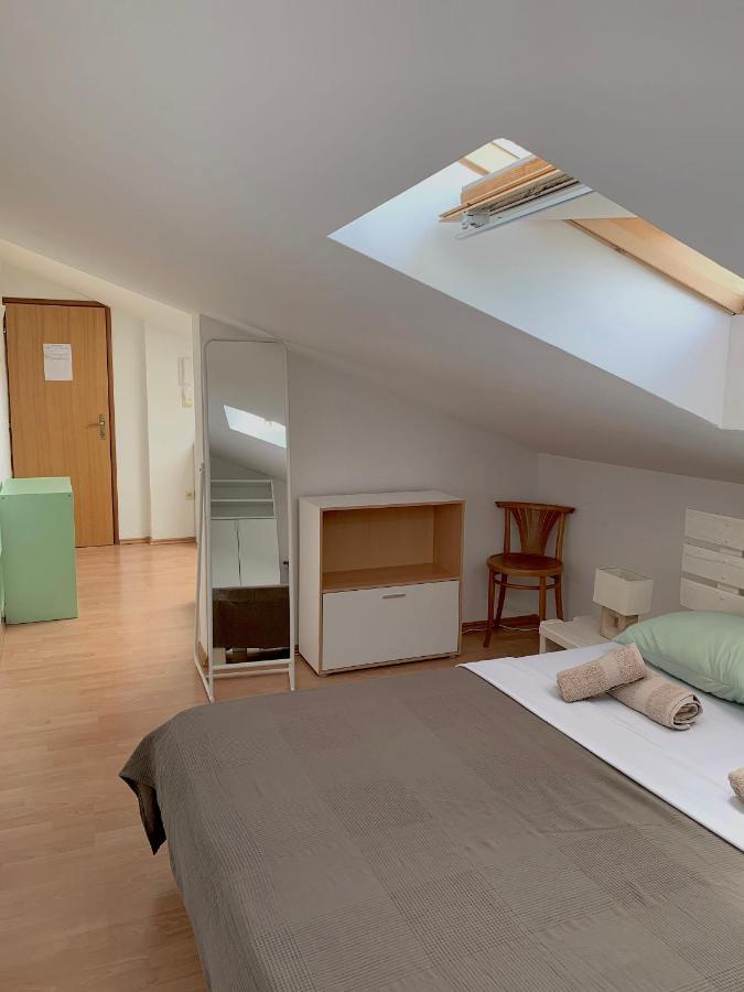 Apartments Happy Stay Center Baska 외부 사진
