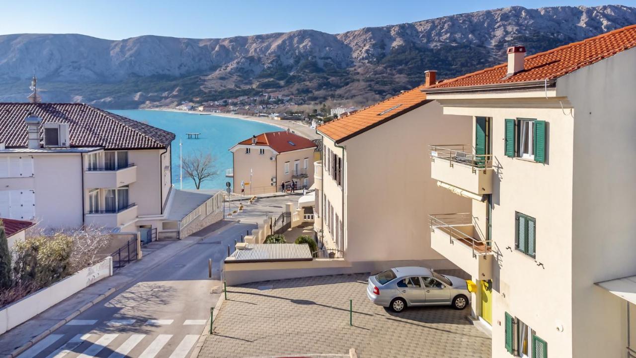 Apartments Happy Stay Center Baska 외부 사진